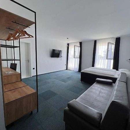 Arena Bakarni Hotel Brčko Kültér fotó