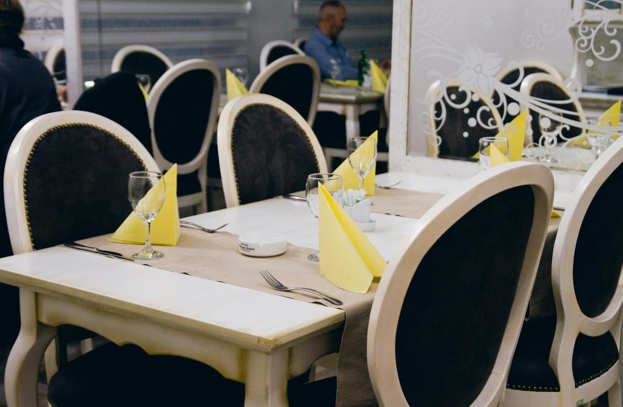 Arena Bakarni Hotel Brčko Kültér fotó