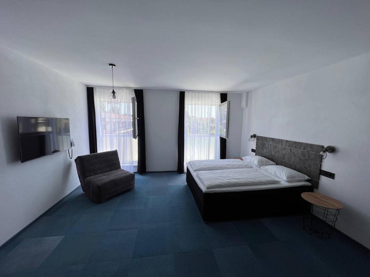 Arena Bakarni Hotel Brčko Kültér fotó