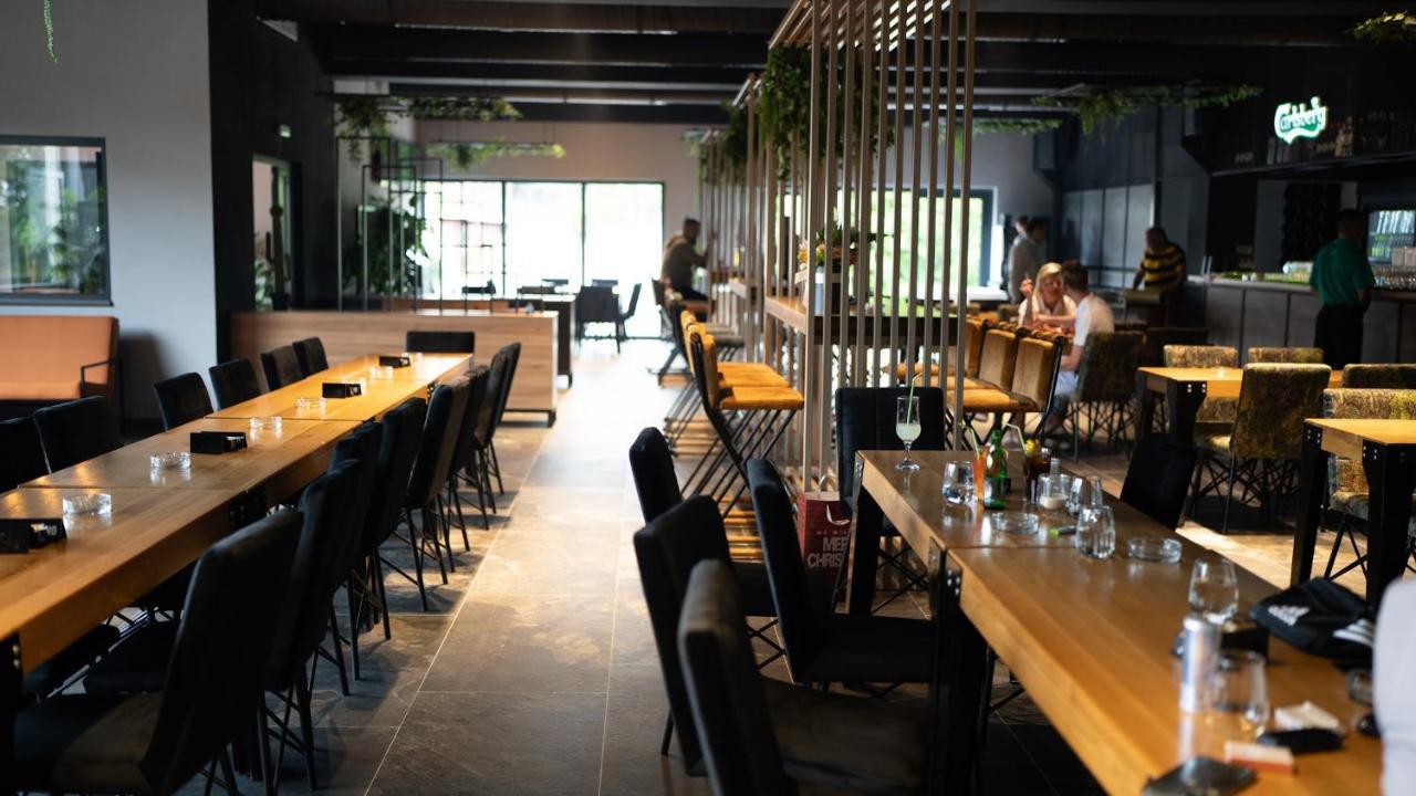 Arena Bakarni Hotel Brčko Kültér fotó