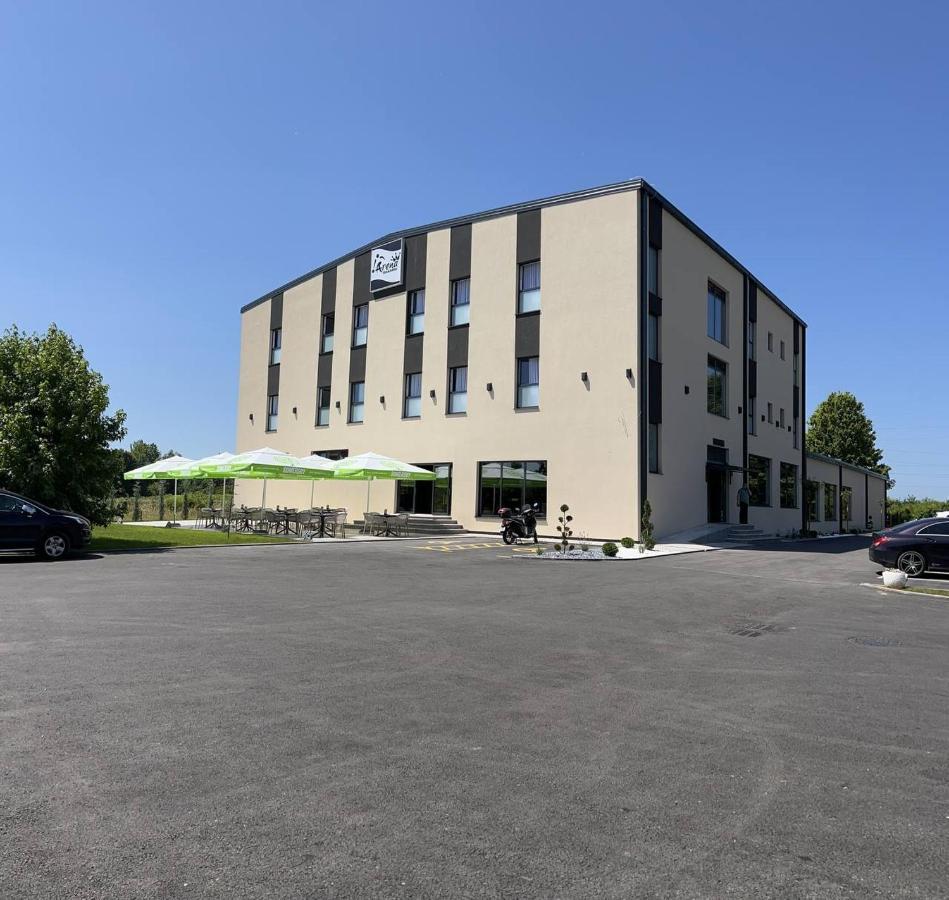 Arena Bakarni Hotel Brčko Kültér fotó