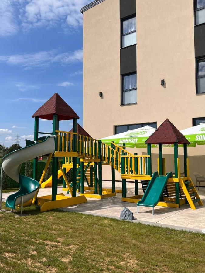 Arena Bakarni Hotel Brčko Kültér fotó